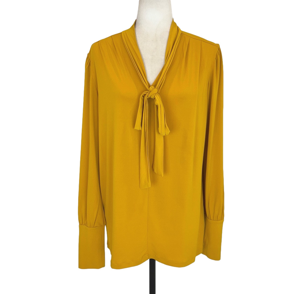 Véro mustard yellow blouse